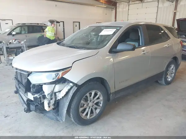 3GNAXHEV8MS108844 2021 CHEVROLET EQUINOX - Image 2