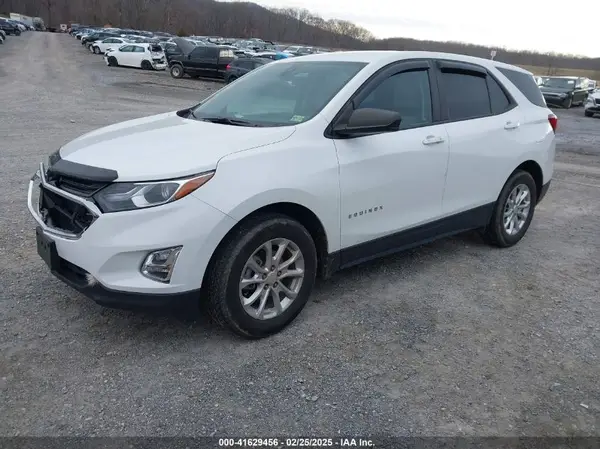 3GNAXHEV8MS135543 2021 CHEVROLET EQUINOX - Image 2