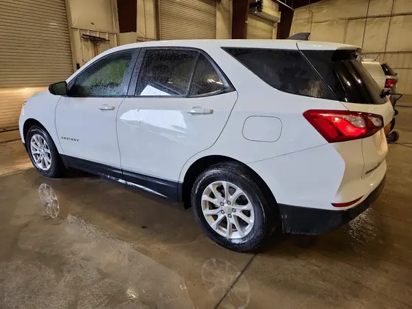3GNAXHEV8MS154223 2021 CHEVROLET EQUINOX - Image 2