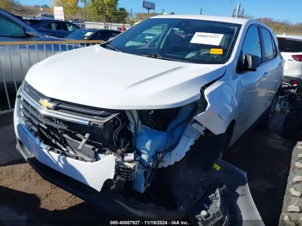 3GNAXHEV8MS180546 2021 CHEVROLET EQUINOX - Image 2