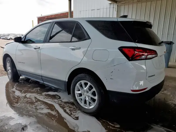 3GNAXHEV8NS164333 2022 CHEVROLET EQUINOX - Image 2