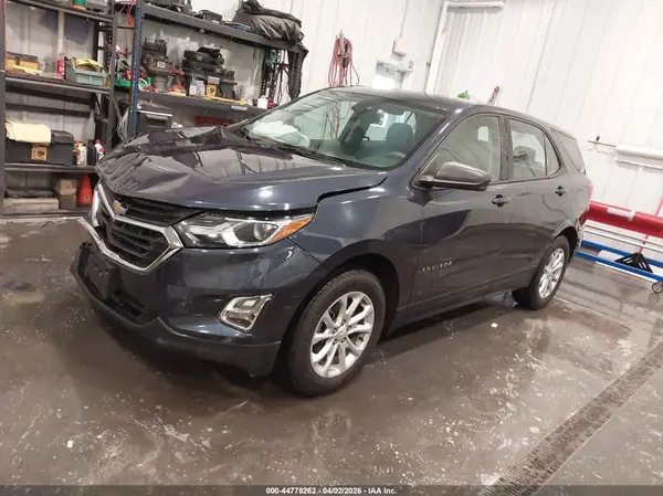 3GNAXHEV9JL101973 2018 CHEVROLET EQUINOX - Image 2