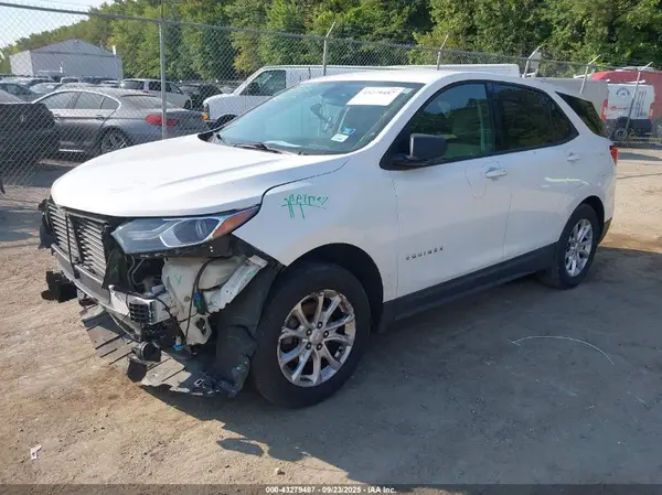 3GNAXHEV9JL127165 2018 CHEVROLET EQUINOX - Image 2