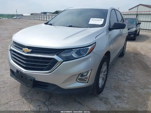 3GNAXHEV9JS504938 2018 CHEVROLET EQUINOX - Image 2