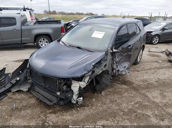3GNAXHEV9JS545327 2018 CHEVROLET EQUINOX - Image 2