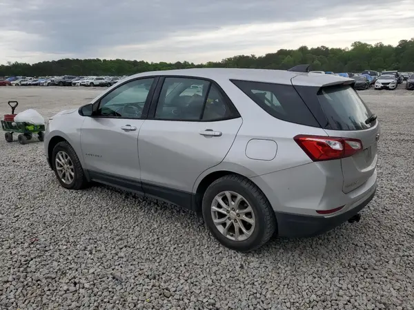 3GNAXHEV9JS646335 2018 CHEVROLET EQUINOX - Image 2