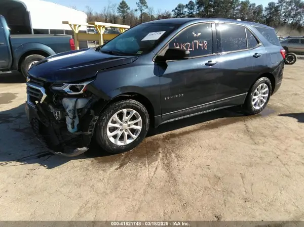 3GNAXHEV9KL240938 2019 CHEVROLET EQUINOX - Image 2