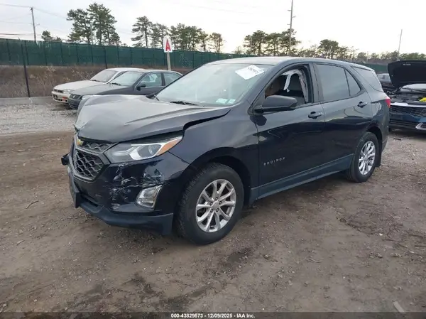 3GNAXHEV9LS536730 2020 CHEVROLET EQUINOX - Image 2