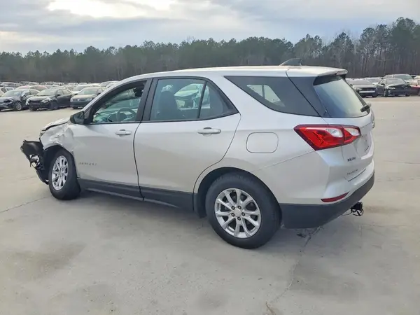 3GNAXHEV9LS555665 2020 CHEVROLET EQUINOX - Image 2