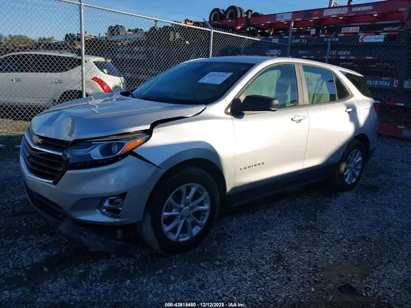 3GNAXHEV9LS674588 2020 CHEVROLET EQUINOX - Image 2
