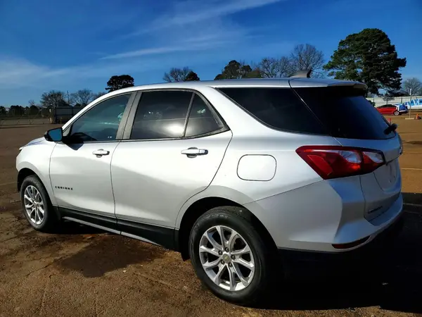 3GNAXHEV9LS722767 2020 CHEVROLET EQUINOX - Image 2