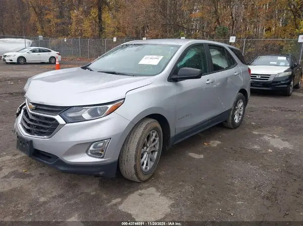3GNAXHEV9MS108447 2021 CHEVROLET EQUINOX - Image 2