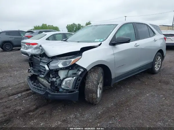 3GNAXHEV9MS115480 2021 CHEVROLET EQUINOX - Image 2