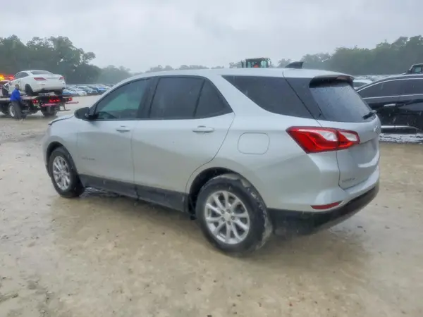 3GNAXHEV9MS117990 2021 CHEVROLET EQUINOX - Image 2
