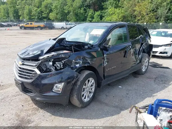 3GNAXHEV9MS145353 2021 CHEVROLET EQUINOX - Image 2