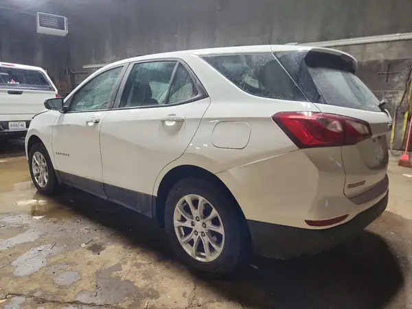 3GNAXHEV9MS172262 2021 CHEVROLET EQUINOX - Image 2