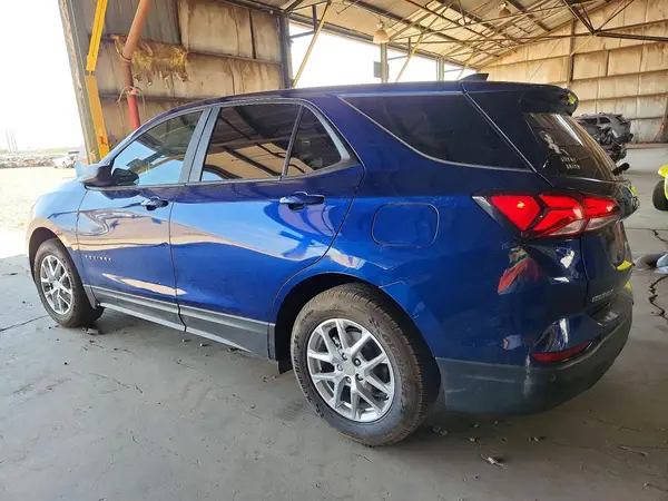 3GNAXHEV9NS156645 2022 CHEVROLET EQUINOX - Image 2