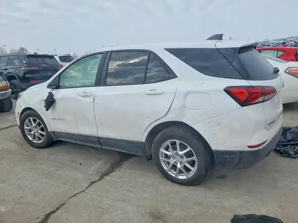3GNAXHEV9NS171498 2022 CHEVROLET EQUINOX - Image 2