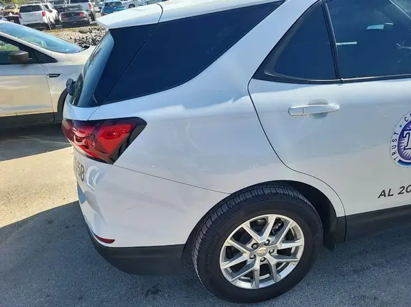 3GNAXHEV9NS177074 2022 CHEVROLET EQUINOX - Image 2