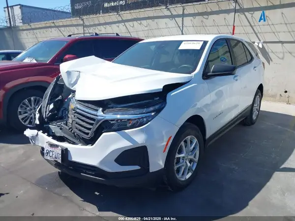 3GNAXHEV9NS216567 2022 CHEVROLET EQUINOX - Image 2