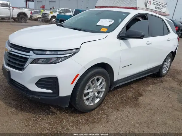 3GNAXHEV9NS242439 2022 CHEVROLET EQUINOX - Image 2
