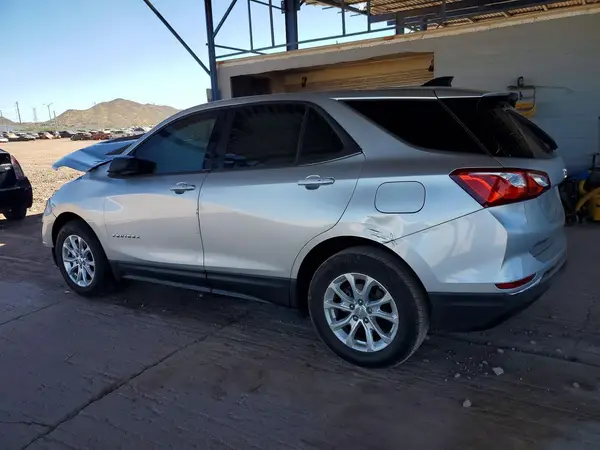 3GNAXHEVXJS507699 2018 CHEVROLET EQUINOX - Image 2