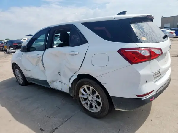 3GNAXHEVXJS568728 2018 CHEVROLET EQUINOX - Image 2