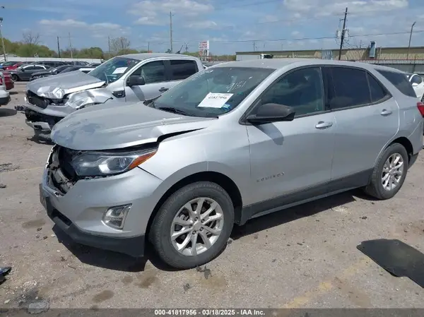 3GNAXHEVXKS539151 2019 CHEVROLET EQUINOX - Image 2
