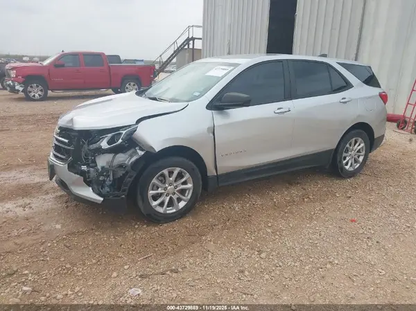 3GNAXHEVXLS543928 2020 CHEVROLET EQUINOX - Image 2