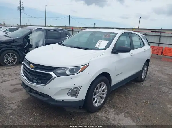 3GNAXHEVXLS558302 2020 CHEVROLET EQUINOX - Image 2