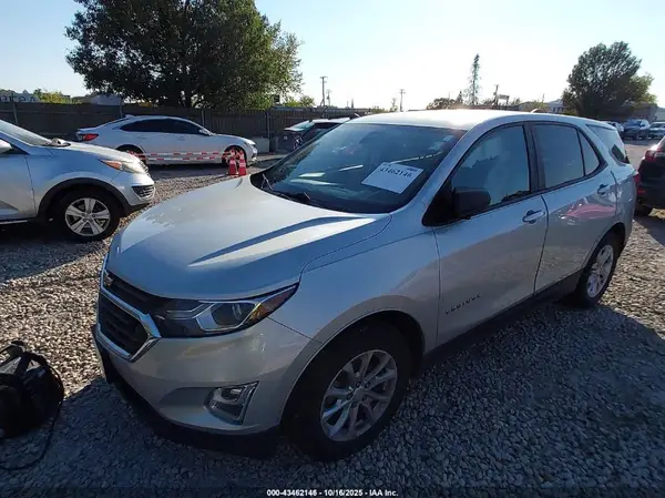 3GNAXHEVXLS677581 2020 CHEVROLET EQUINOX - Image 2