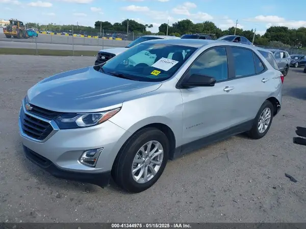 3GNAXHEVXMS145541 2021 CHEVROLET EQUINOX - Image 2