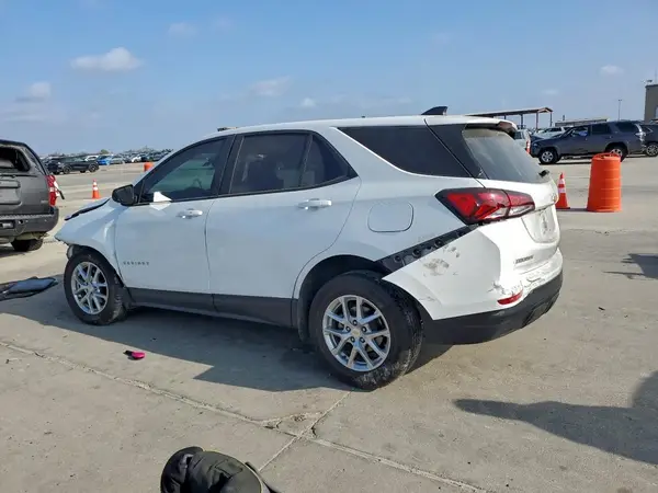 3GNAXHEVXNS176256 2022 CHEVROLET EQUINOX - Image 2
