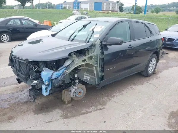 3GNAXHEVXNS235323 2022 CHEVROLET EQUINOX - Image 2