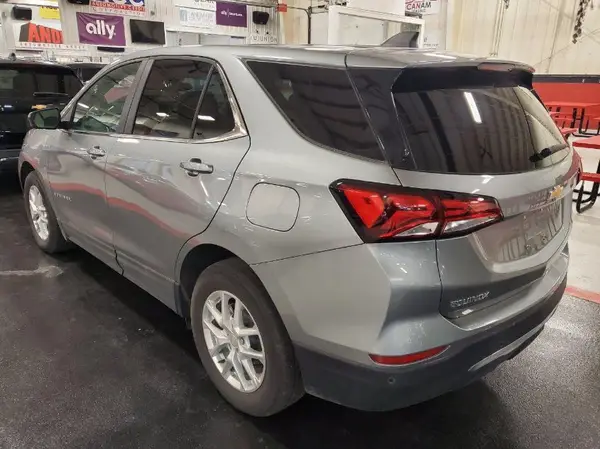 3GNAXJEG3PS211702 2023 CHEVROLET EQUINOX - Image 2