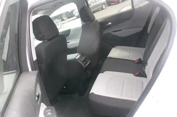3GNAXJEG5PS209501 2023 CHEVROLET EQUINOX - Image 2