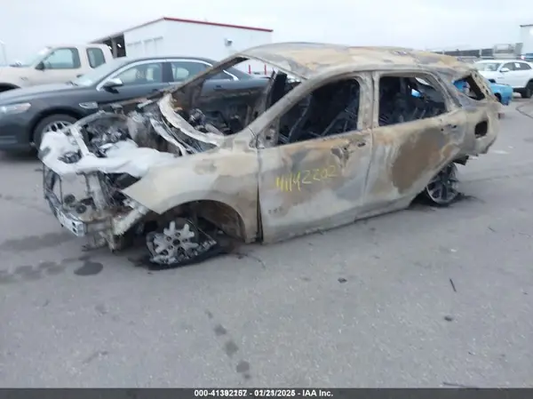 3GNAXJEG6RS230117 2024 CHEVROLET EQUINOX - Image 2