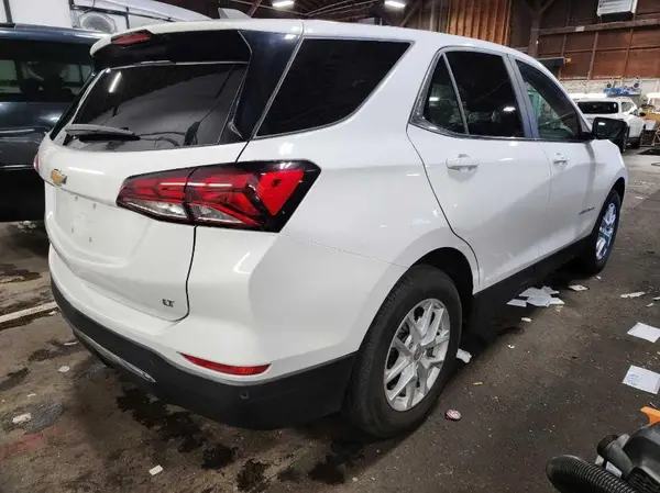 3GNAXJEG8PL112982 2023 CHEVROLET EQUINOX - Image 2
