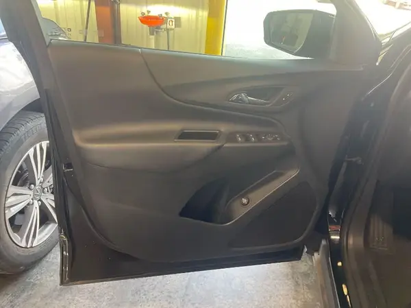 3GNAXJEG8PL253602 2023 CHEVROLET EQUINOX - Image 8