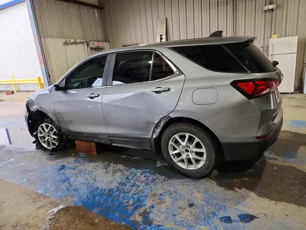 3GNAXJEG9RL173714 2024 CHEVROLET EQUINOX - Image 2