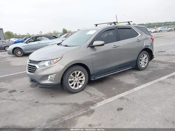 3GNAXJEV0JL114585 2018 CHEVROLET EQUINOX - Image 2