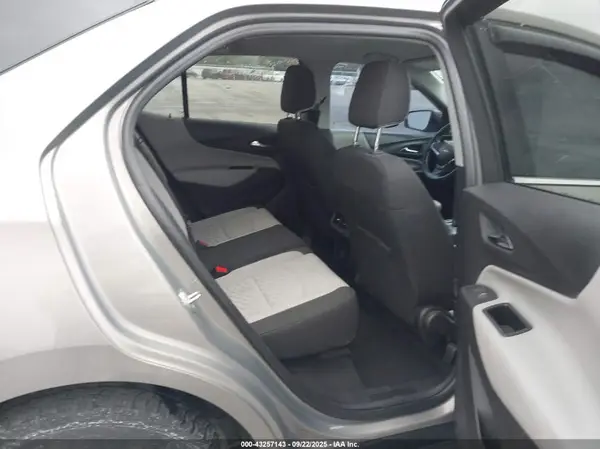 3GNAXJEV0JL114585 2018 CHEVROLET EQUINOX - Image 8