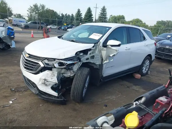 3GNAXJEV0JL391477 2018 CHEVROLET EQUINOX - Image 2