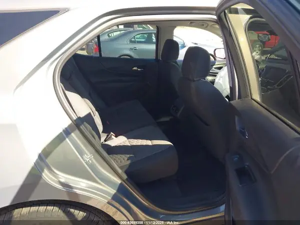 3GNAXJEV0JS549810 2018 CHEVROLET EQUINOX - Image 8