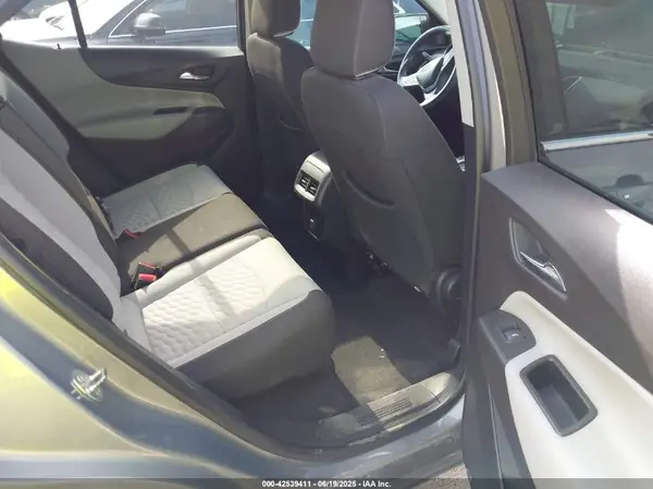 3GNAXJEV0JS552805 2018 CHEVROLET EQUINOX - Image 8