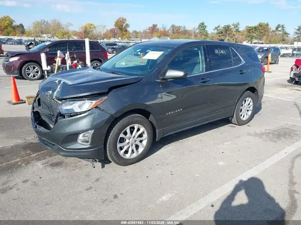 3GNAXJEV0JS556207 2018 CHEVROLET EQUINOX - Image 2