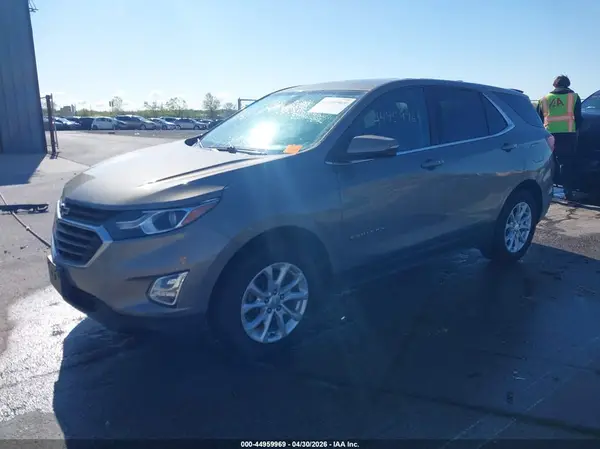 3GNAXJEV0JS568602 2018 CHEVROLET EQUINOX - Image 2