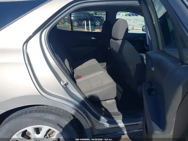 3GNAXJEV0JS568602 2018 CHEVROLET EQUINOX - Image 8