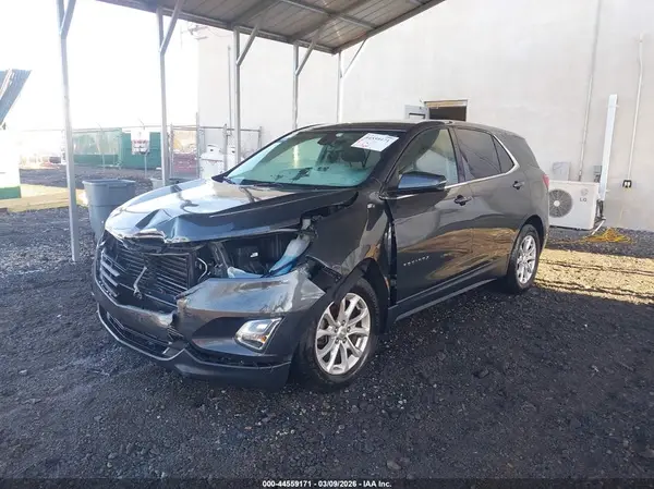 3GNAXJEV0JS572424 2018 CHEVROLET EQUINOX - Image 2