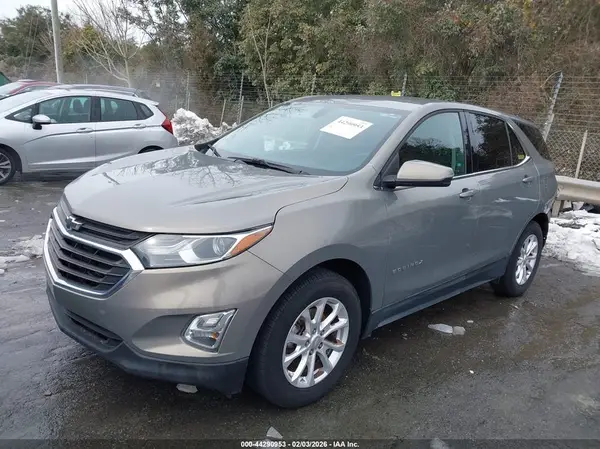 3GNAXJEV0JS572570 2018 CHEVROLET EQUINOX - Image 2